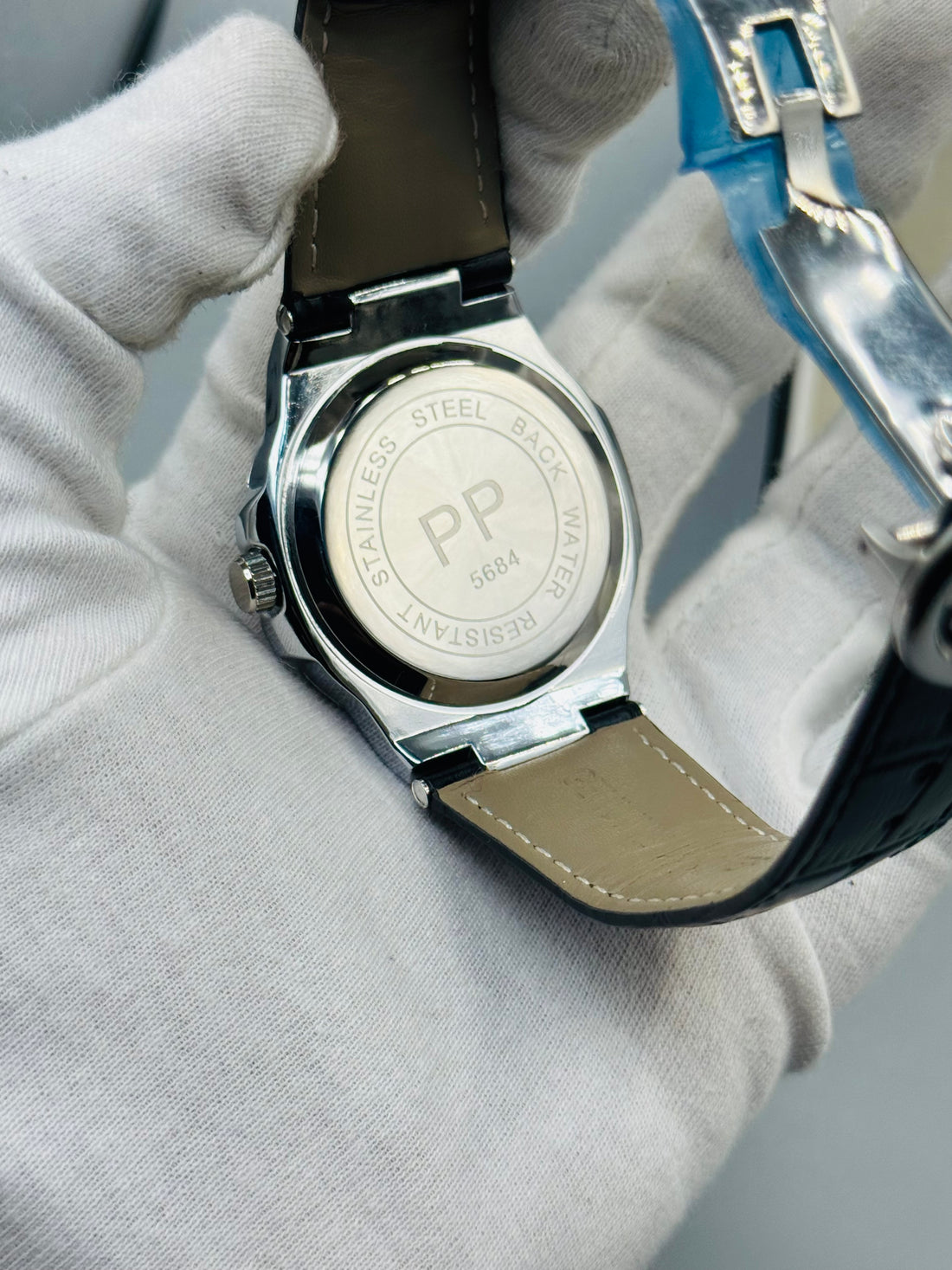 Patek Phillippe Out-standing Watch For Mens With Master Lock