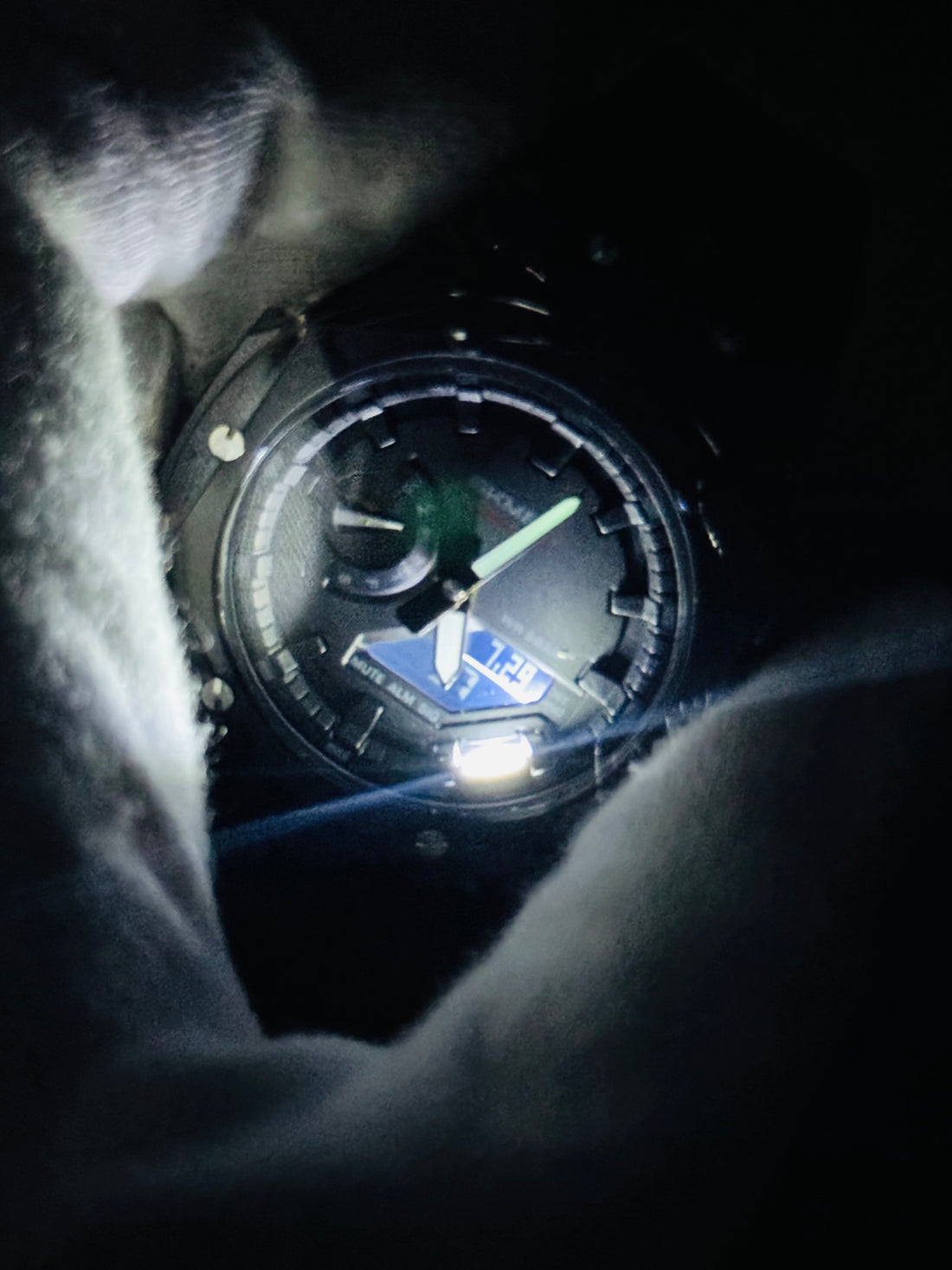 Skmei Dual Time Diamond cutting Sports Watch For Mens